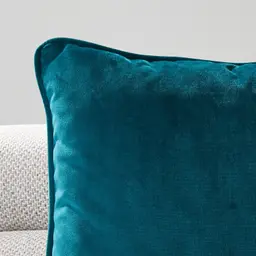 Remi Dark Green Velvet Cushion 