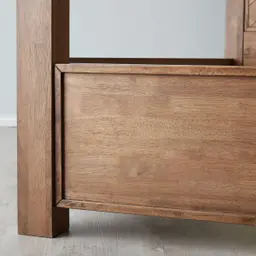 Regina Wooden Veneer Queen Bed