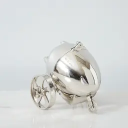 Falco Table Clock - Silver