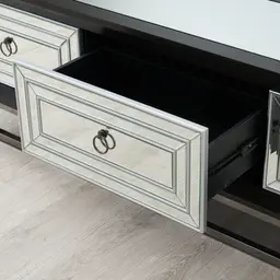 Thalia Entertainment Unit