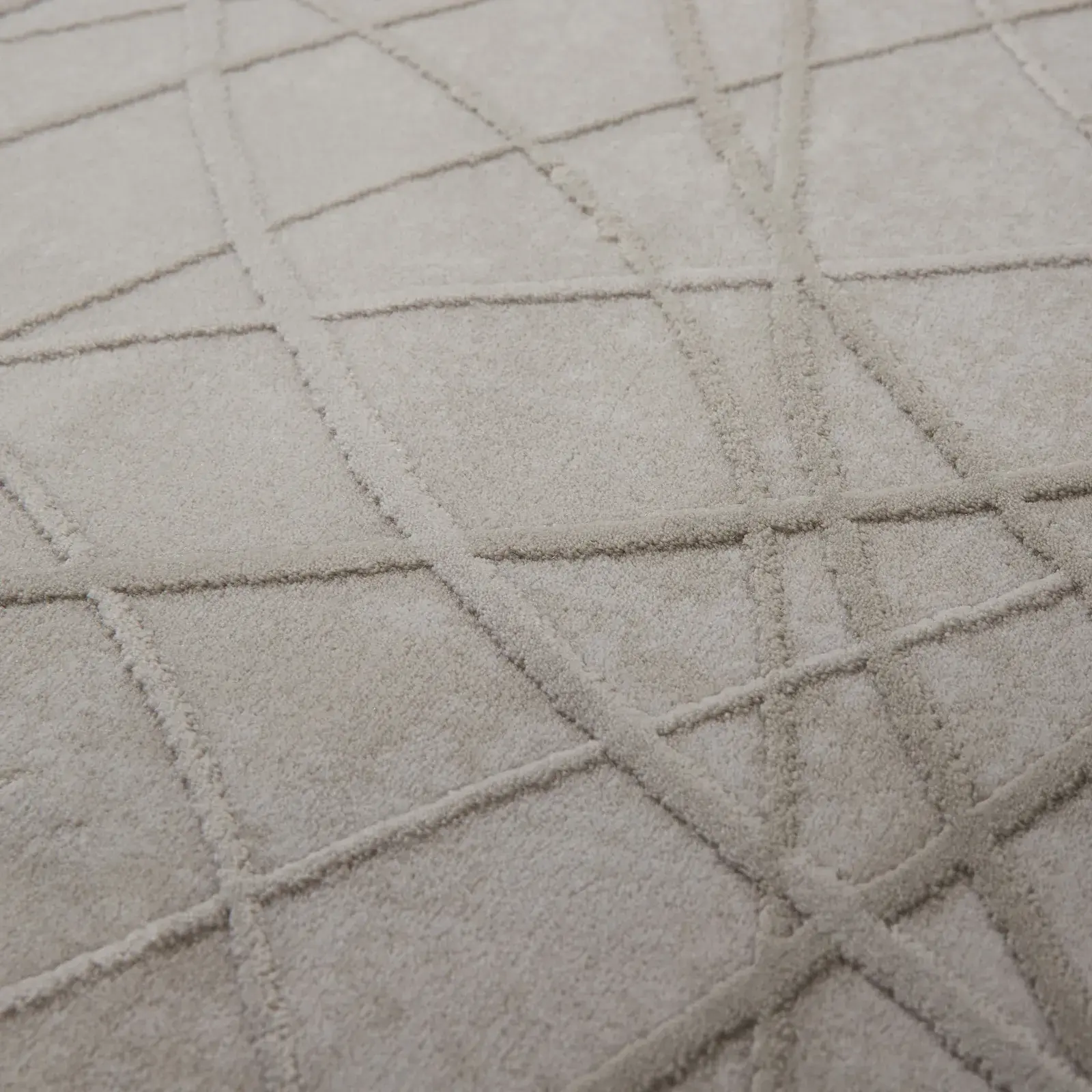 Sardes Floor Rug - Large 240cm x 340cm