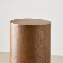 Trento Round Amber Brown Ash Veneer Short Plinth